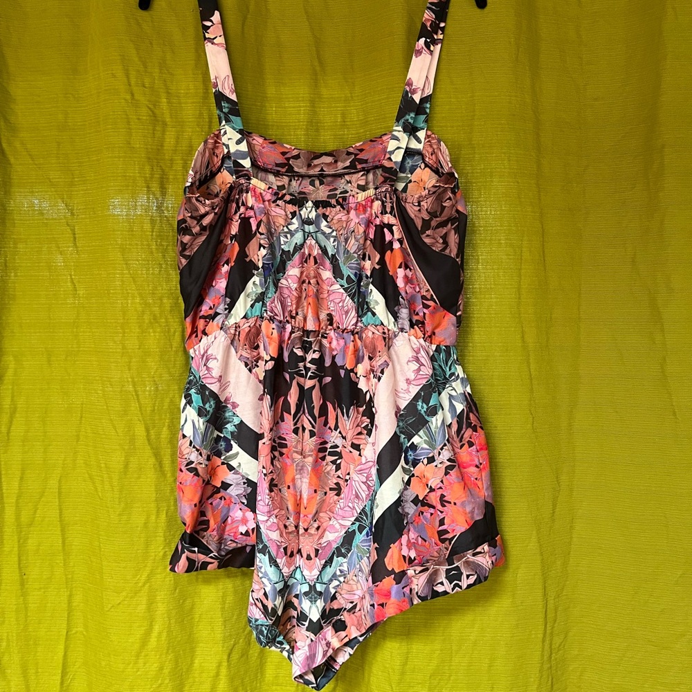 Beach Riot Romper - Picture 3 of 7